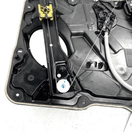 2011-21 JEEP GRAND CHEROKEE FRONT PASSENGER DOOR WINDOW REGULATOR & CARRIER