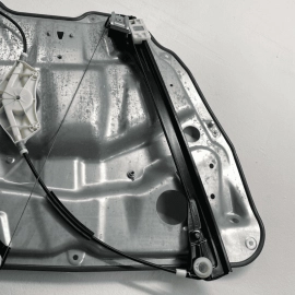 2007 - 2012 Mercedes X164 GL450 Front Right Passenger Window Regulator Pane