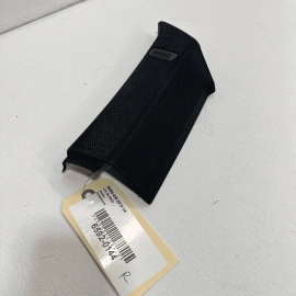 2015-2020 BMW 4 SERIES REAR RIGHT PASSENGER C PILLAR UPPER COLUMN TRIM COVE 2015-2020 BMW 4 SERIES REAR RIGHT PASSENGER C PILLAR UPPER COLUMN TRIM COVE