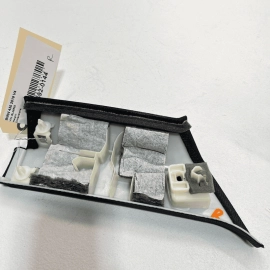 2015-2020 BMW 4 SERIES REAR RIGHT PASSENGER C PILLAR UPPER COLUMN TRIM COVE 2015-2020 BMW 4 SERIES REAR RIGHT PASSENGER C PILLAR UPPER COLUMN TRIM COVE