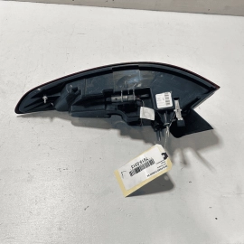 2017-2020 FORD FUSION SE REAR LEFT DRIVER SIDE OUTER TAILLIGHT LIGHT LAMP O