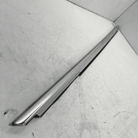 2007-2013 MERCEDES S-CLASS FRONT RIGHT DOOR WINDOW MOLDING WEATHERSTRIP OEM