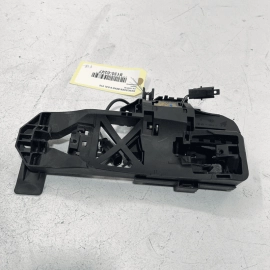 2007-13 MERCEDES S-CLASS FRONT RIGHT PASSENGER SIDE DOOR HANDLE BASE KEYLES