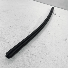 2007-2013 MERCEDES S-CLASS FRONT RIGHT SIDE DOOR INNER WHEATHERSTRIP SEAL O