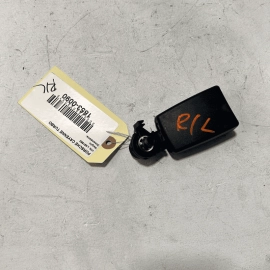 2011-2018 PORSCHE CAYENNE REAR SEAT SECOND 2ND ROW LEFT SEAT BELT BUCKLE EN