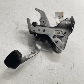 Toyota Camry XSE SE XLE LE 2018-2021 2.5L Brake Stop Pedal Support Assembly