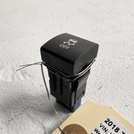 2018 - 2023 Toyota Camry XSE Dashboard Stability Control Switch Black OEM 2018 - 2023 Toyota Camry XSE Dashboard Stability Control Switch Black OEM