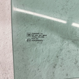 GMC Acadia 2007-2017 Front Right Door Glass Window OEM  15124002