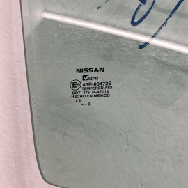 2013-2017  NISSAN SENTRA FRONT RIGHT PESSENGER WINDOW DOOR GLASS 80300-3SG0