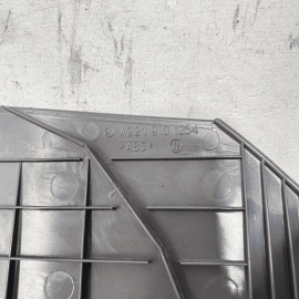 Front Right Side Door Panel Gap Cover Trim Mercedes Benz S-Class 2007-2013  Front Right Side Door Panel Gap Cover Trim Mercedes Benz S-Class 2007-2013