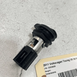 2011-2017 VW TOUAREG TIGUAN  12 V POWER OUTLET SOCKET OEM