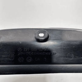 Front Driver Side Fender Cover Trim Panel Seal Mercedes-Benz W221 2007-2013