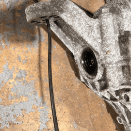 2006-07-08-09-10-11-2012 Mercedes-Benz ML GL Rear Differential Axle Carrier