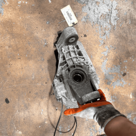 2006-07-08-09-10-11-2012 Mercedes-Benz ML GL Rear Differential Axle Carrier