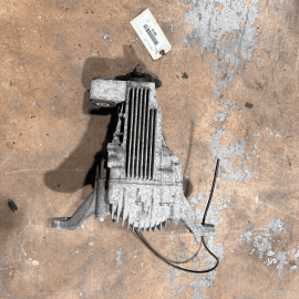 2006-07-08-09-10-11-2012 Mercedes-Benz ML GL Rear Differential Axle Carrier