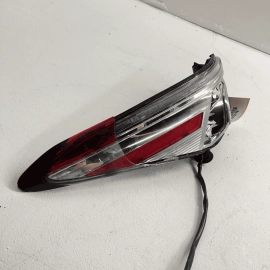 TOYOTA CAMRY 2018 - 2020 REAR LEFT DRIVER SIDE OUTER TAILLIGHT LAMP OEM !DA