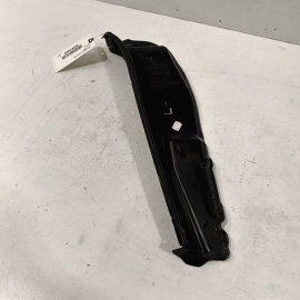2016 - 2022 BMW X1 F48 FRONT LEFT DRIVER SIDE FENDER FILLER LEDGE COVER OEM