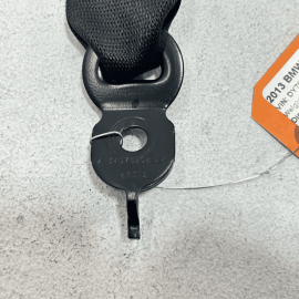 2011-2016 BMW 550xi F10 REAR CENTER SEAT BELT SEATBELT BUCKLE RECEIVER OEM