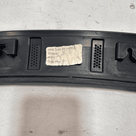 2018 - 2023 GMC TERRAIN FRONT PASSENGER SIDE FENDER WHEEL ARCH FLARE MOLDIN