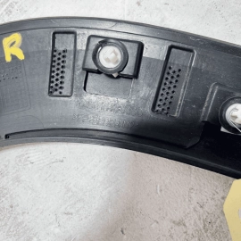 2018 - 2023 GMC TERRAIN FRONT PASSENGER SIDE FENDER WHEEL ARCH FLARE MOLDIN 2018 - 2023 GMC TERRAIN FRONT PASSENGER SIDE FENDER WHEEL ARCH FLARE MOLDIN