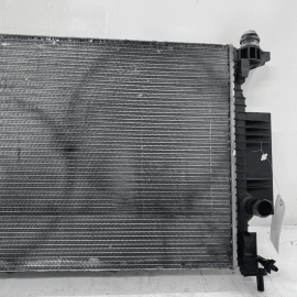 2017-2019 Ford Escape Transit Connector Lincoln MKC Cooling Radiator Assamb