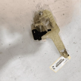 KIA RIO 2018-2023 REAR RIGHT PASSENGER SIDE DOOR EXTERIOR HANDLE BRACKET OE