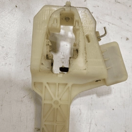 KIA RIO 2018-2023 REAR RIGHT PASSENGER SIDE DOOR EXTERIOR HANDLE BRACKET OE