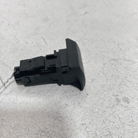 2018-2020 TOYOTA CAMRY CENTER DASH EMERGENCY HAZARD WARNING SWITCH OEM