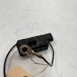 12-22 Volkswagen PASSAT Left Driver Side Aerial Antenna Amplifer Suppressor