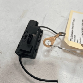 12-22 Volkswagen PASSAT Left Driver Side Aerial Antenna Amplifer Suppressor