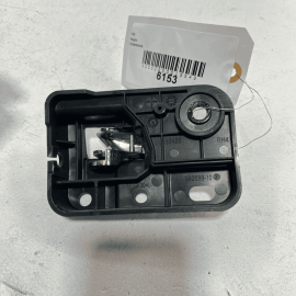 2009-2010 DODGE JOURNEY FRONT OR REAR RIGHT PASSENGER SIDE DOOR HANDLE OEM 