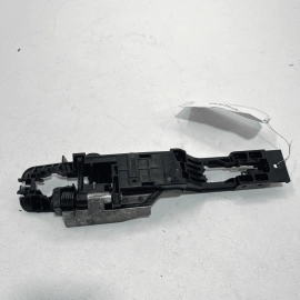 2013-19 NISSAN SENTRA REAR PASSENGER DOOR EXTERIOR HANDLE BRACKET BASE FRAM