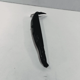 Front Right Side Fender Cover Trim Panel Seal Mercedes-Benz W221 2007-2013  Front Right Side Fender Cover Trim Panel Seal Mercedes-Benz W221 2007-2013