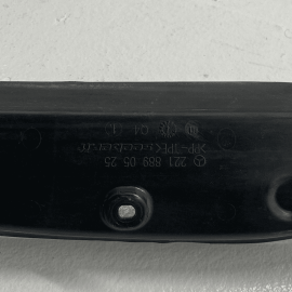 2007-2013 MERCEDES S550 W221 FRONT DRIVER SIDE FENDER COVER TRIM PANEL SEAL