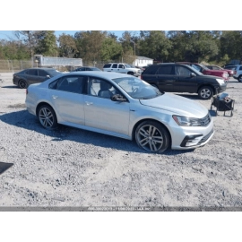 VOLKSWAGEN PASSAT 18-2022  FRONT RIGHT PASSENGER SEAT OUTER TRIM COVER PANE