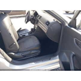 VOLKSWAGEN PASSAT 18-2022  FRONT RIGHT PASSENGER SEAT OUTER TRIM COVER PANE