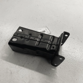 2007-2013 Mercedes S550 Front Left Driver Side Bumper Reinforcement Bracket