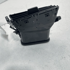 2018-23  TOYOTA CAMRY DASHBOARD RIGHT PASSENGER SIDE OUTER AIR VENT GRILLE 