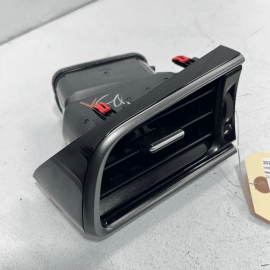 2018-23  TOYOTA CAMRY DASHBOARD LEFT DRIVER SIDE OUTER AIR VENT GRILLE OEM 2018-23  TOYOTA CAMRY DASHBOARD LEFT DRIVER SIDE OUTER AIR VENT GRILLE OEM