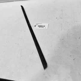 2018-2020 HONDA ACCORD FRONT RIGHT WINDSHIELD GLASS GARNISH MOLDING OEM 2018-2020 HONDA ACCORD FRONT RIGHT WINDSHIELD GLASS GARNISH MOLDING OEM