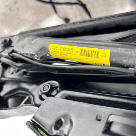 Front Right Side Lower Seat Rail Track Frame Mercedes S-Class 2007-2013 OEM