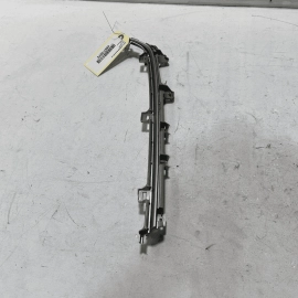 2018-2020 HONDA ACCORD FRONT DASHBOARD PASSENGER SIDE BRACKET MOUNT MOLDING 2018-2020 HONDA ACCORD FRONT DASHBOARD PASSENGER SIDE BRACKET MOUNT MOLDING