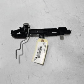 HONDA ACCORD FRONT LEFT DRIVER EXTERIOR DOOR HANDLE BRACKET BASE OEM 2018-2