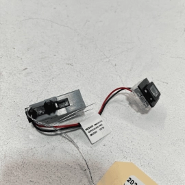 2014-2021 JEEP GRAND CHEROKEE FRONT UNDER INSTRUMENT PANEL DASH LIGHT LAMP 