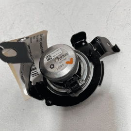 2016-2021 JEEP GRAND CHEROKEE REAR LEFT QUARTER D PILLAR TRIM COVER SPEAKER