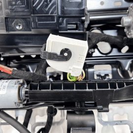 2017-2023 AUDI Q7 PREMIUM FRONT LEFT DRIVER SEAT LOWER TRACK FRAME & MOTORS