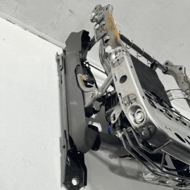 Front Right / Passenger Side Seat Lower Track Frame INFINITI FX35 2010-2012