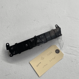 06 - 12 Mercedes-Benz GL 350 GL 450 Center Dashboard Control Switch Hazard 