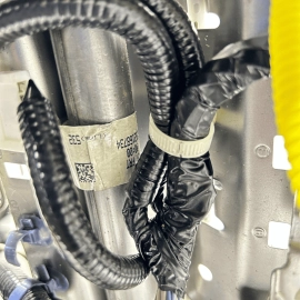 2017 - 2018 ACURA MDX FRONT RIGHT PASSENGER SIDE SEAT TRACK ADJUST FRAME OE 2017 - 2018 ACURA MDX FRONT RIGHT PASSENGER SIDE SEAT TRACK ADJUST FRAME OE