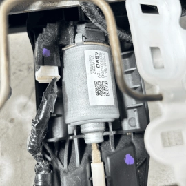 2017 - 2018 ACURA MDX FRONT RIGHT PASSENGER SIDE SEAT TRACK ADJUST FRAME OE 2017 - 2018 ACURA MDX FRONT RIGHT PASSENGER SIDE SEAT TRACK ADJUST FRAME OE